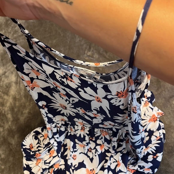 MINE. Floral sundress. - Picture 2 of 4